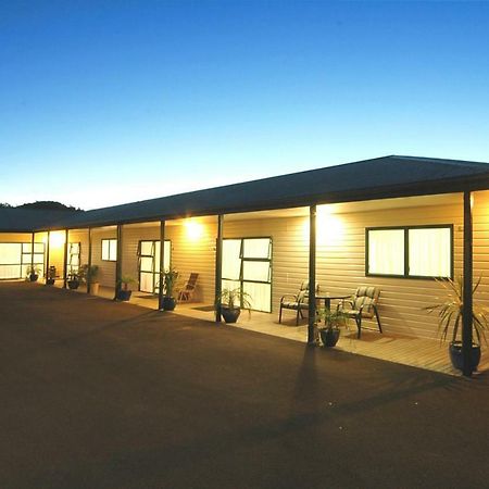 Coromandel Court Motel Bagian luar foto
